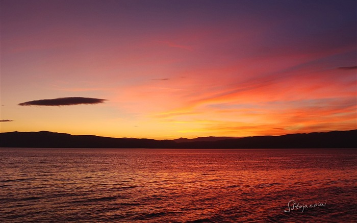 Après le coucher du soleil, le lac d'Ohrid, fonds d'écran Windows 8 thème HD #12