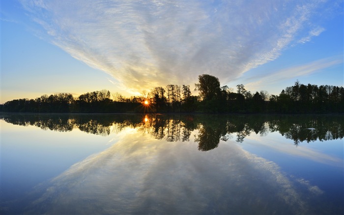 Calm lake with water reflection, Windows 8 HD wallpapers #7