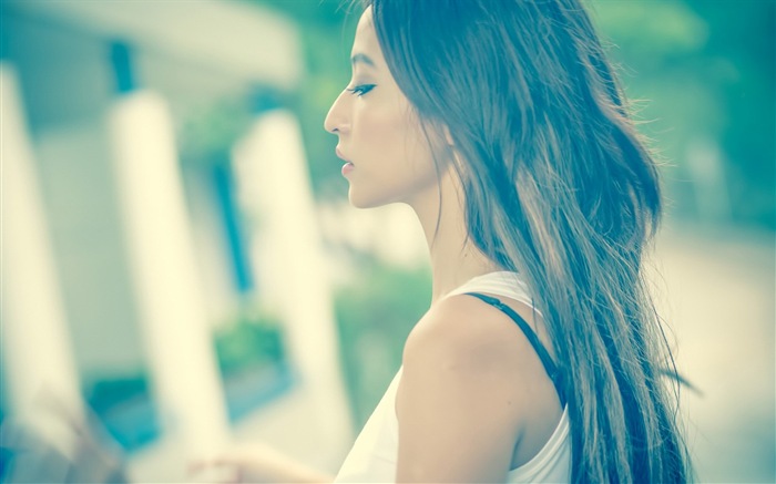 Fonds d'écran HD jeunes filles aux cheveux longs #4