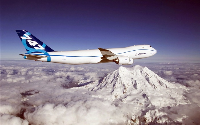 Boeing 747 Passagierflugzeug HD Wallpaper #9