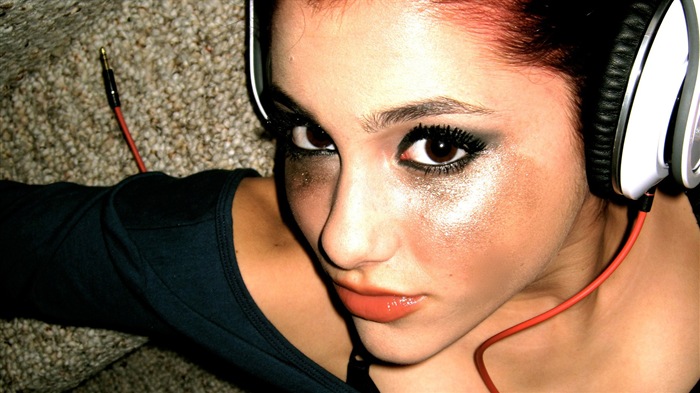 Ariana Grande HD tapety na plochu #5
