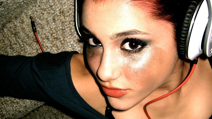 Ariana Grande HD wallpapers #5