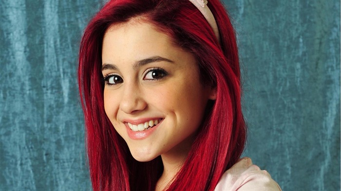 Ariana Grande HD tapety na plochu #17