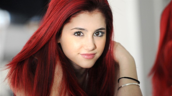 Ariana Grande HD tapety na plochu #19