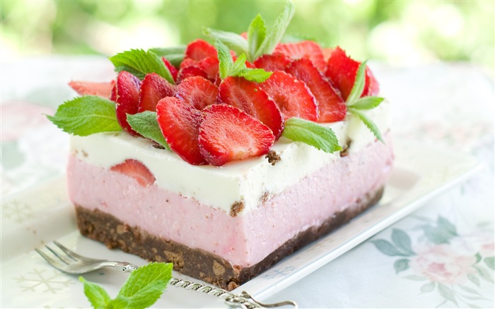 美味可口的草莓蛋糕 高清壁紙 #5