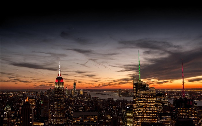 Empire State Building in New York, city night HD wallpapers #14