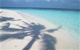 ciel bleu de l'eau aux Maldives et #6