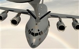 El avión militar de fondo de pantalla #13