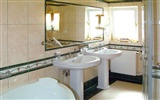 Bathroom Photo Wallpaper (1) #11