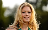 Doutzen Kroes 杜晨·科洛斯美女壁紙 #11