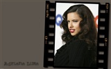 Adriana Lima 阿德瑞娜·利瑪美女壁紙 #2