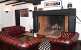 Western-style family fireplace wallpaper (1) #20