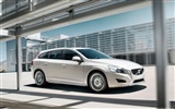 Volvo V60 - 2010 HD Wallpaper #3