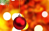 Christmas balls wallpaper (1) #7