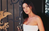 Monica Bellucci krásnou tapetu #23