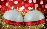 Christmas balls wallpaper (6) #16