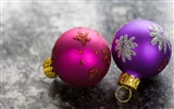 Christmas balls wallpaper (7) #20