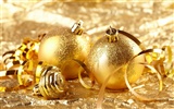 Christmas balls wallpaper (8) #19