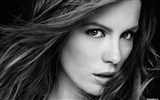Kate Beckinsale krásnou tapetu (2) #22