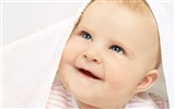 Cute Baby Wallpapers (3) #12