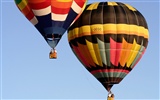 Colorful hot air balloons wallpaper (2) #8