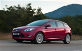 Ford Focus Hatchback 5-dveřový - 2011 HD tapetu #10