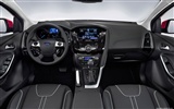 Ford Focus Hatchback 5-door - 2011 福特25