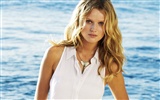 Toni Garrn beautiful wallpapers #6