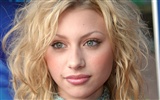 Alyson Michalka hermosos fondos de pantalla #3