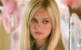 Sara Paxton hermosos fondos de pantalla #2