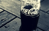 Coca-Cola beautiful ad wallpaper #10