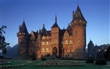Windows 7 Wallpapers: Castles of Europe #2