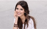 Victoria Justice beaux fonds d'écran #7