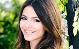 Victoria Justice hermosos fondos de pantalla #37