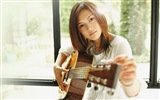 Chanteuse japonaise Yoshioka Yui fonds d'écran HD