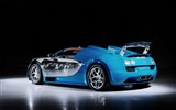 2013 Bugatti Veyron 16.4 Grand Sport Vitesse Supersportwagen HD Wallpaper #9