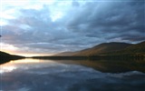 Reflexión en el fondo de pantalla paisajes naturales de agua #5