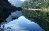 Reflexión en el fondo de pantalla paisajes naturales de agua #16