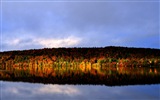 Wasser und Bäume im Herbst HD Wallpaper #3