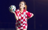 32 WM-Trikots, Fußball-Baby schöne Mädchen HD Wallpaper #28