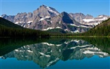 Lago tranquilo con la reflexión del agua, fondos de pantalla de Windows 8 HD #8