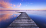 Lake and boardwalk dusk views HD wallpapers #17